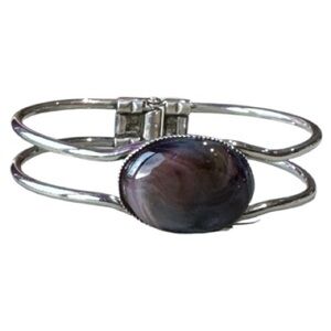 Large Oval Purple Agate Stone & Silver Tone Hinged Cuff Bracelet